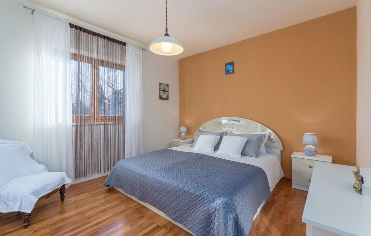 Apartmani Katalin Musalez Kültér fotó